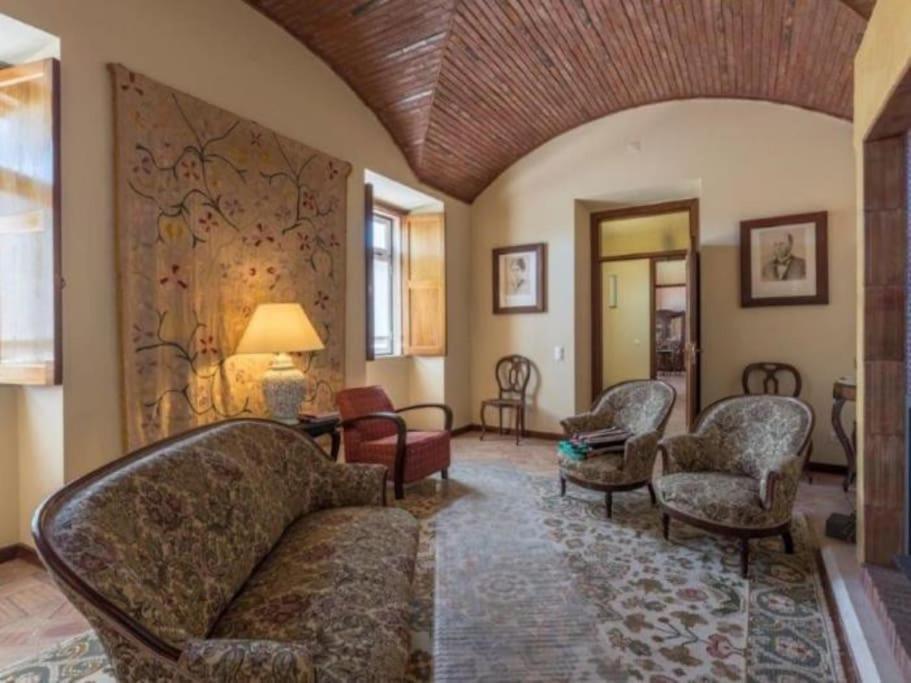 Villa Senhorial - Palace XIX & Privacy & Beach & Albufeira Old Town Luaran gambar